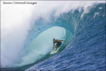 Mick Fanning pojawił się na spocie jako pierwszy