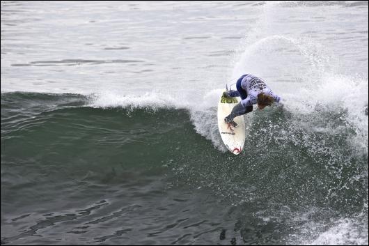 Fale na Steamer Lane