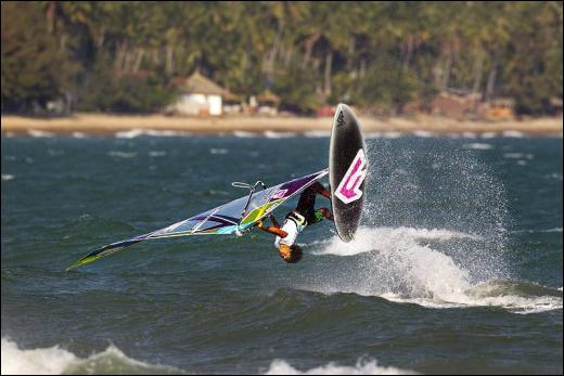 Sieplywa.pl - Windsurfing, Kitesurfing i Surfing w najlepszym wydaniu