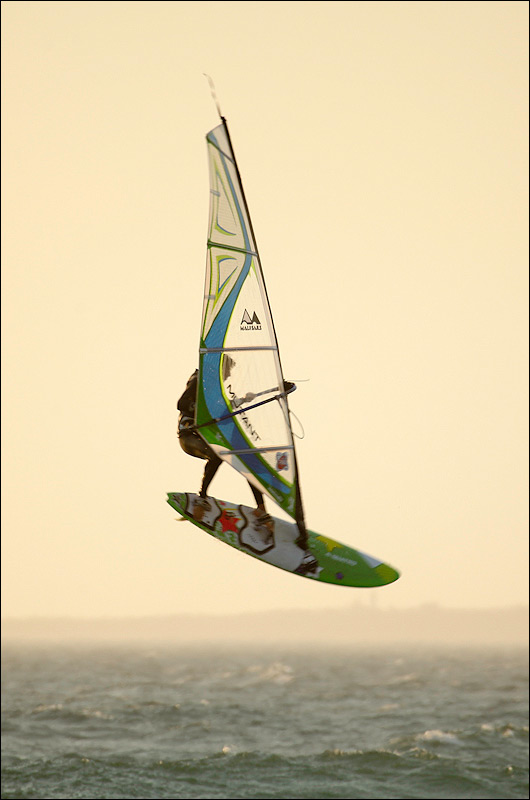 Sieplywa.pl - Windsurfing, Kitesurfing i Surfing w najlepszym wydaniu