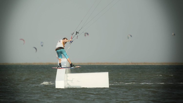 Sieplywa.pl - Windsurfing, Kitesurfing i Surfing w najlepszym wydaniu