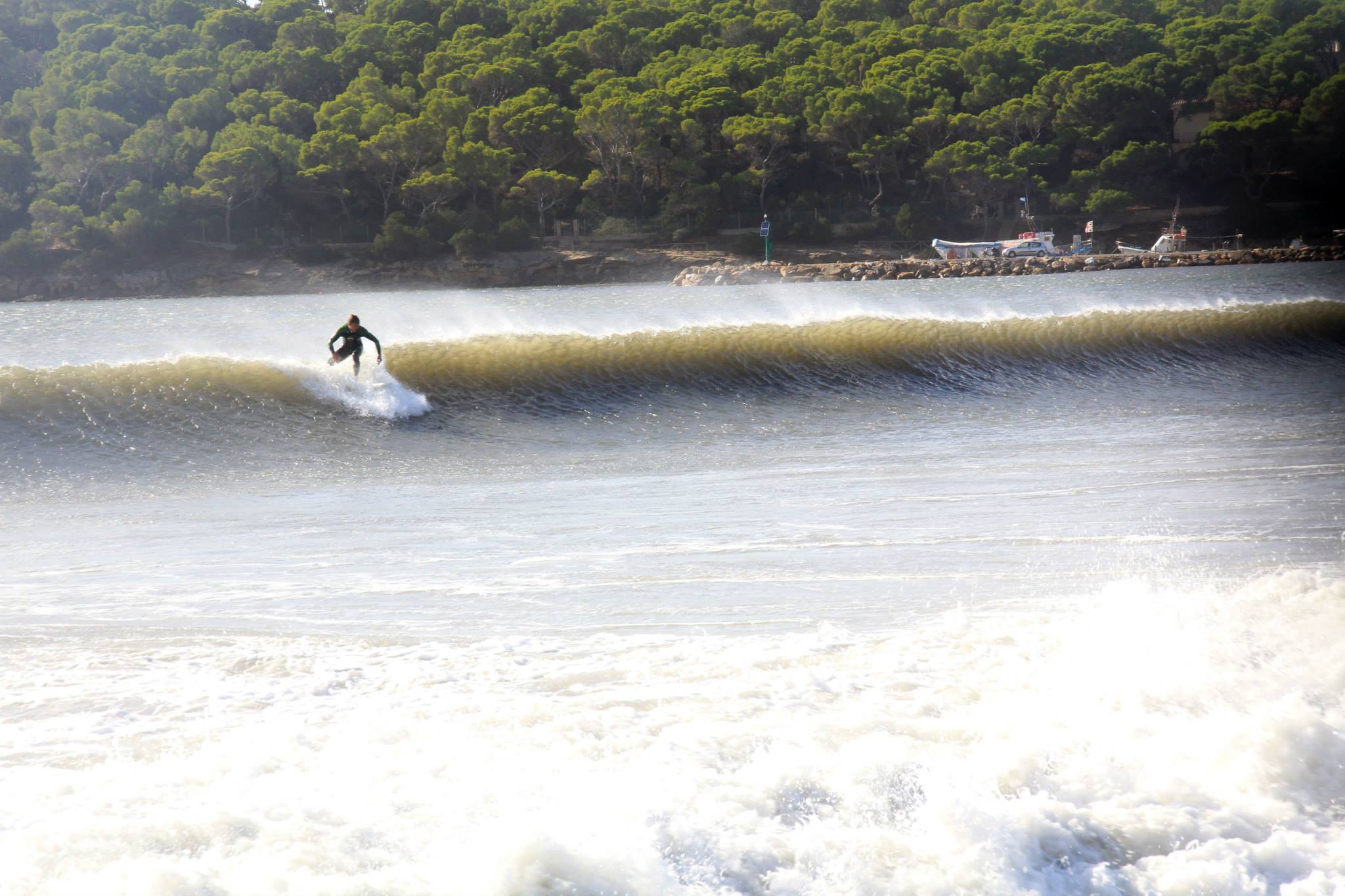 Fala do surfingu też jest