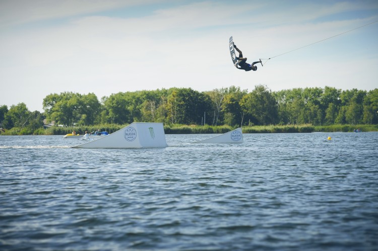 Sieplywa.pl - Windsurfing, Kitesurfing i Surfing w najlepszym wydaniu