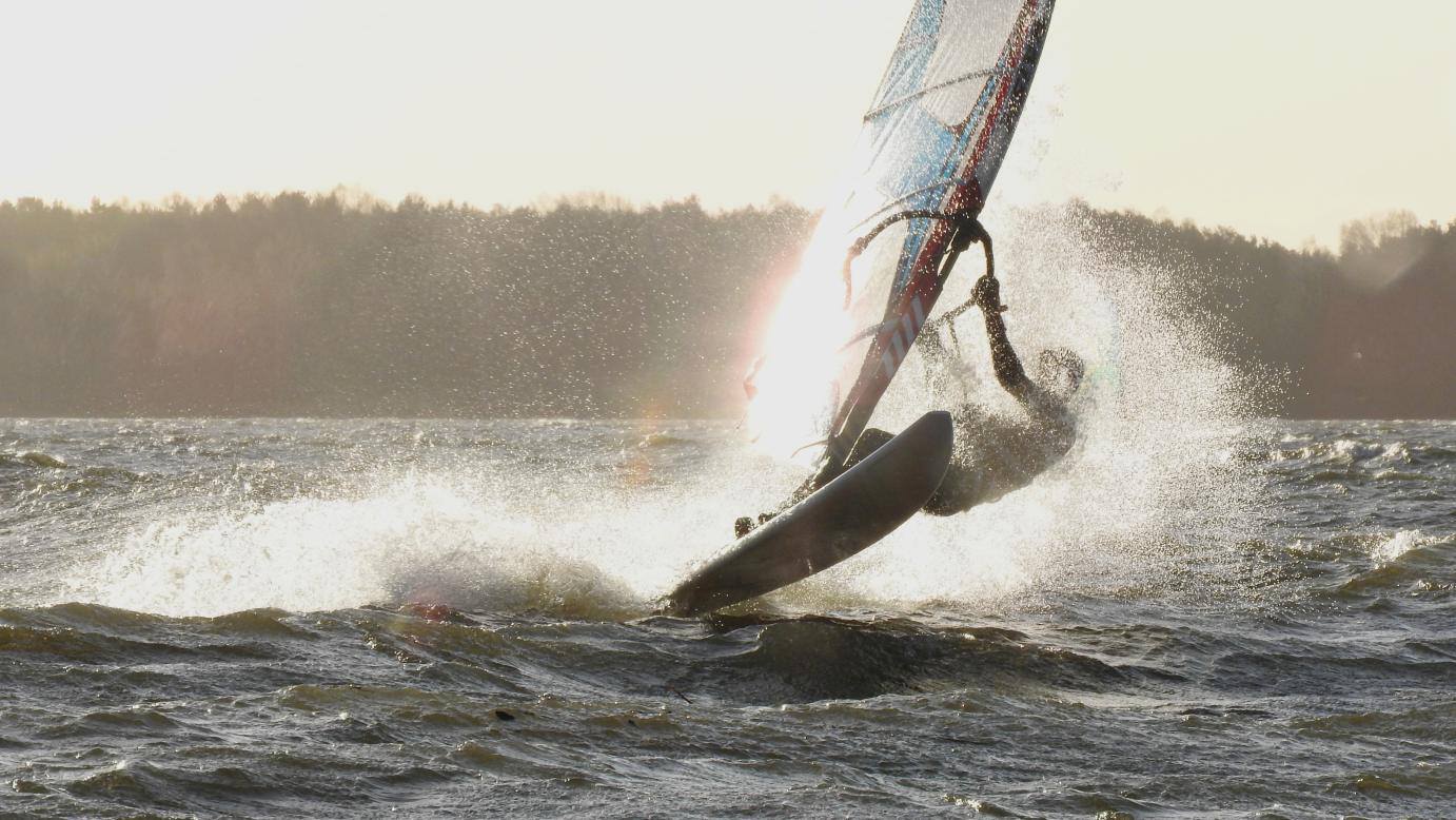 Sieplywa.pl - Windsurfing, Kitesurfing i Surfing w najlepszym wydaniu